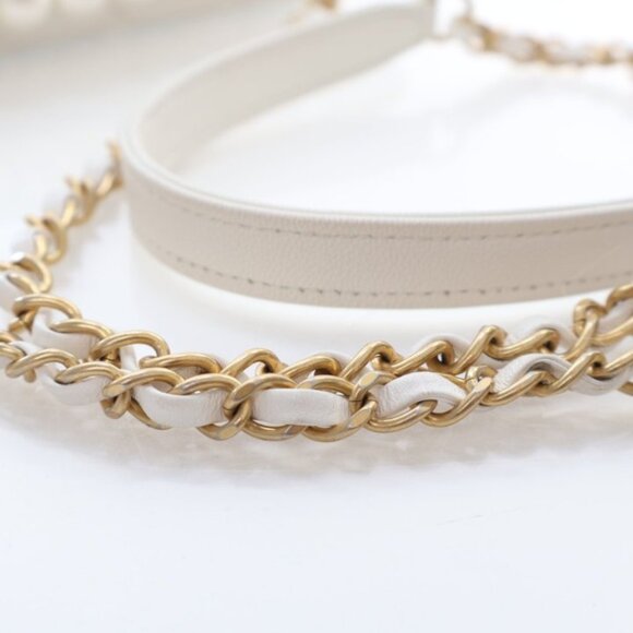 Chanel Small Lamb Chic Pearl Flap Bag - Picture 6 of 11